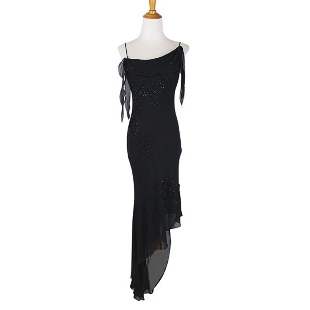 Black Caché Embroidered Gown